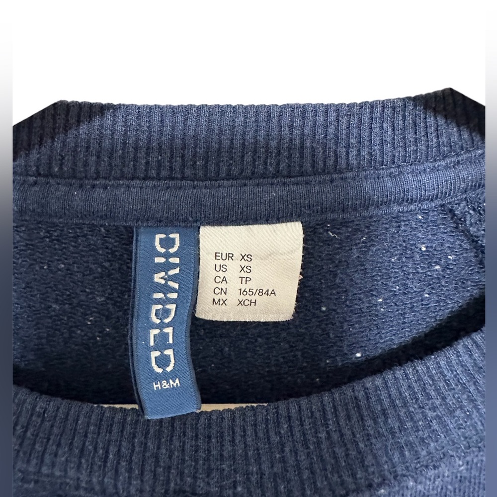 H&M divided sweater - Picture 2 of 3